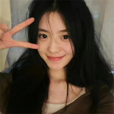 黄昏时分、牵着手